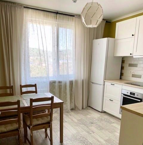 Продается 2-комн. квартира, 62 м²