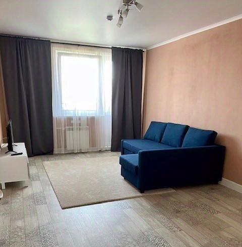 Продается 2-комн. квартира, 62 м²