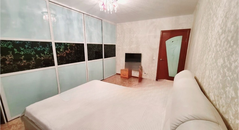 Сдам квартиру, 2 комнаты, индивидуальная, 62 м², этаж: 4/5