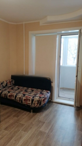 Сдам квартиру, 2 комнаты, 97 серия, 53 м², этаж: 1/5