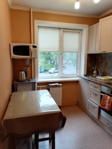 Сдам квартиру, 2 комнаты, 45 м², этаж: 2/5