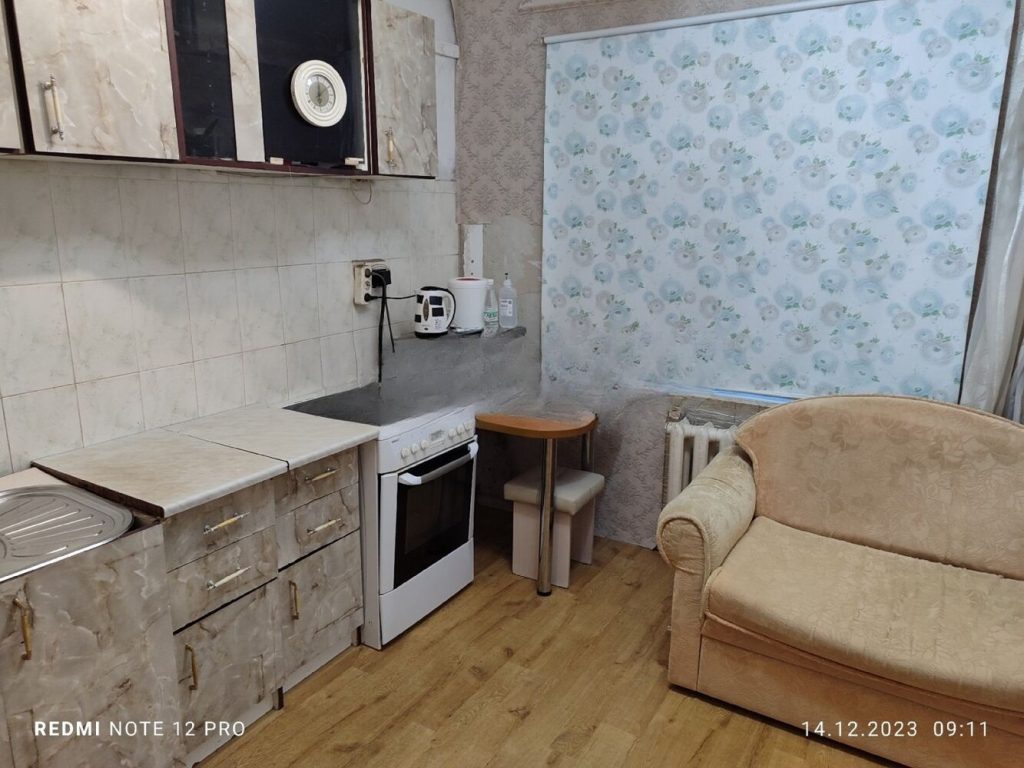 Продам квартиру, 2 комнаты, хрущевка, 44 м², этаж: 5/5