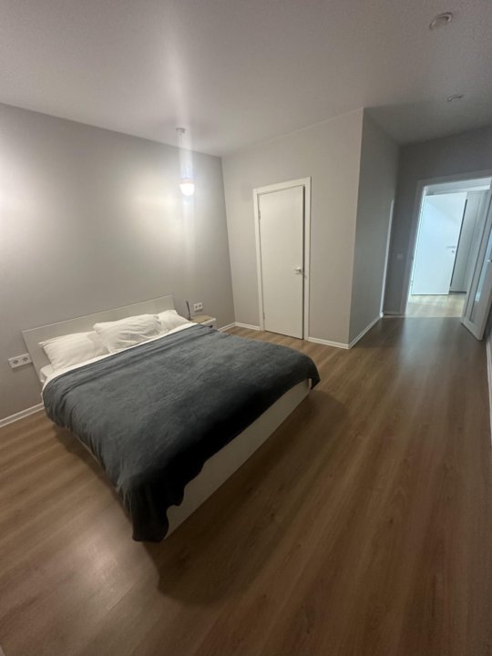 Квартира, 2 комнаты, 76 м²