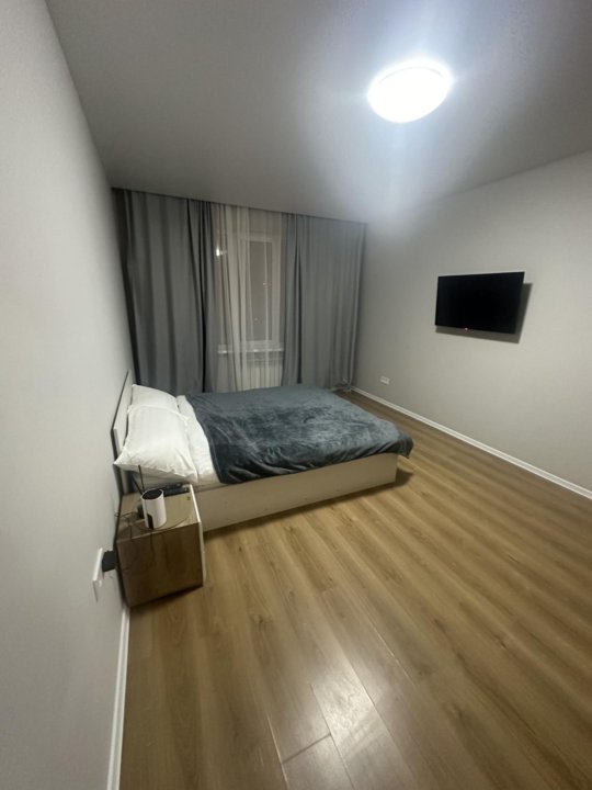 Квартира, 2 комнаты, 76 м²