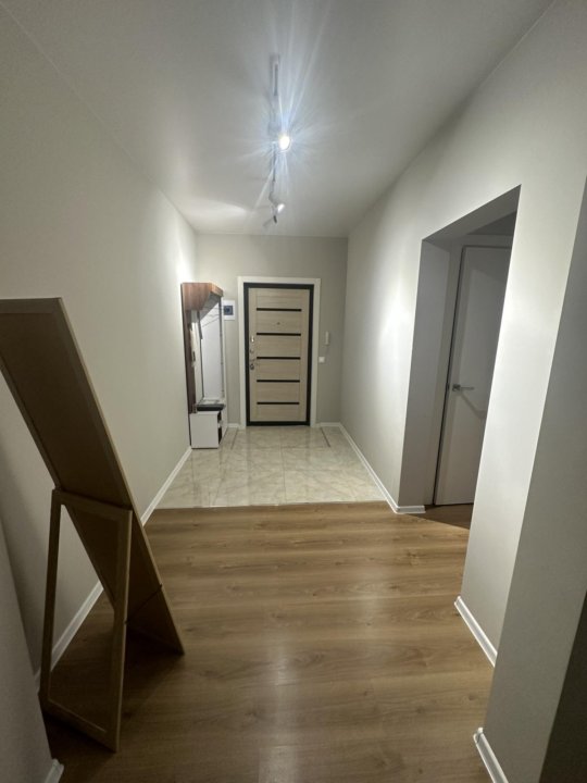 Квартира, 2 комнаты, 76 м²