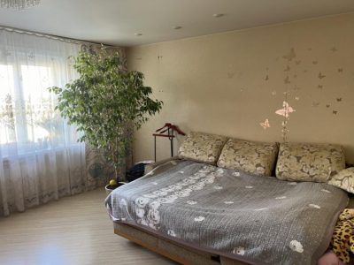 Квартира, 4 комнаты, 93 м²