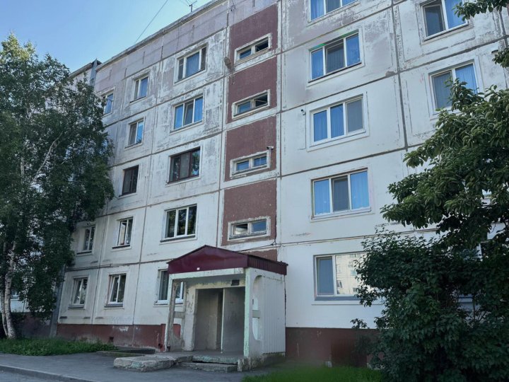Квартира, 4 комнаты, 93 м²