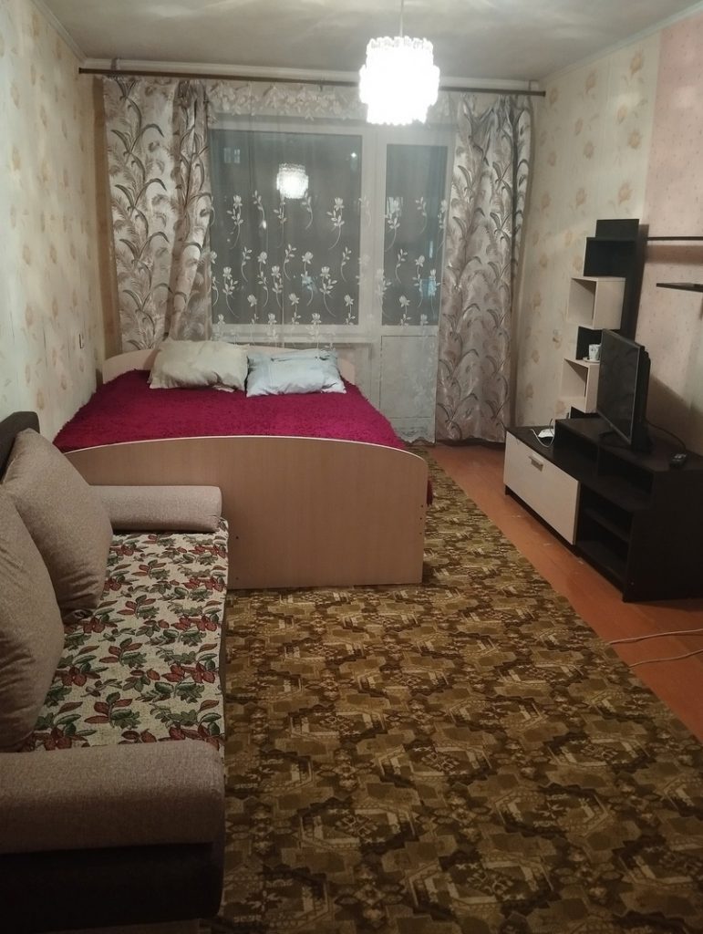 Продам квартиру, 2 комнаты, хрущевка, 44 м², этаж: 5/5