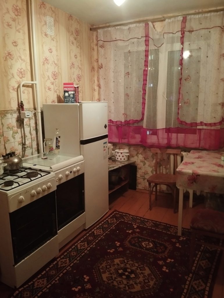 Продам квартиру, 2 комнаты, хрущевка, 44 м², этаж: 5/5