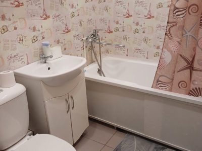 Продам квартиру, 2 комнаты, брежневка, 47 м², этаж: 5/5