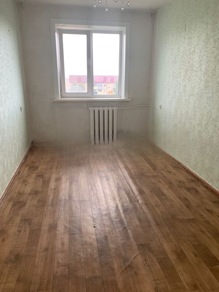 Продам квартиру, 3 комнаты, брежневка, 61 м², этаж: 5/5