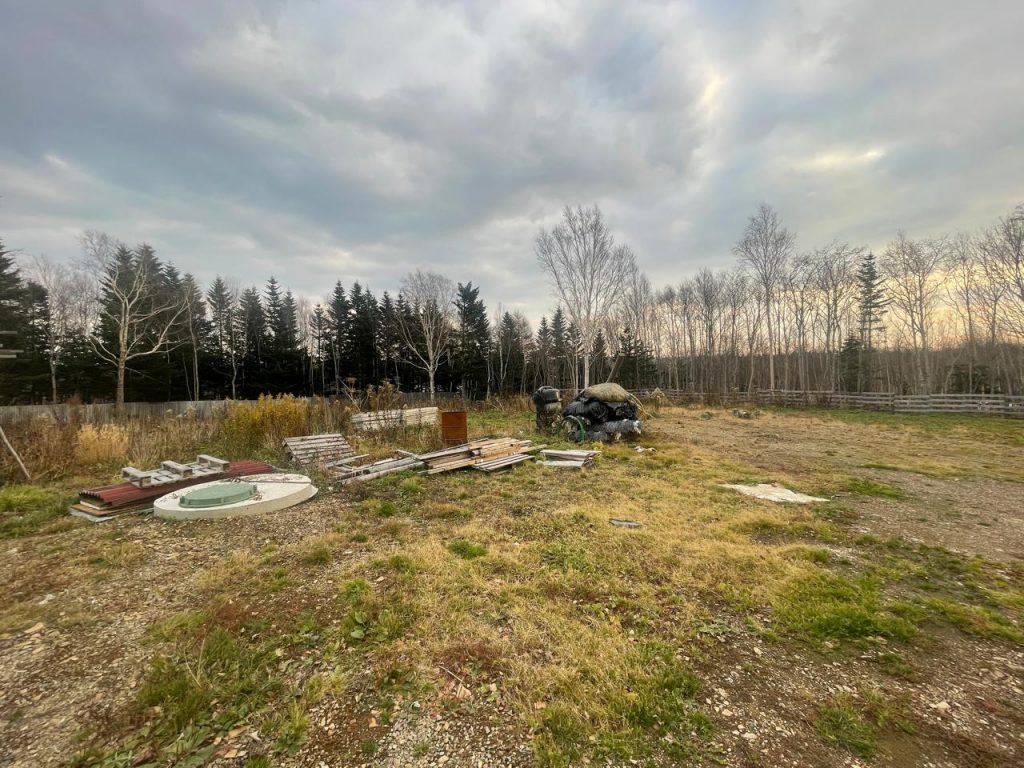 Продам дом с земельным участком